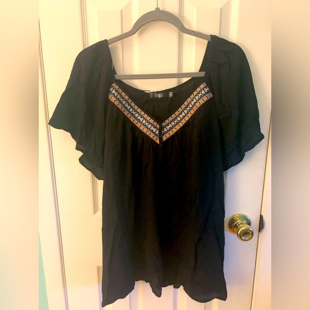 Beautiful Black CURE Blouse (XL)